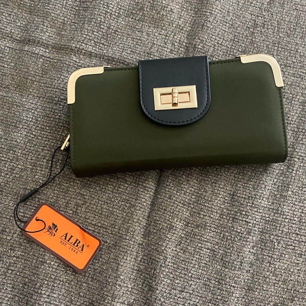NWT Alba Wallet